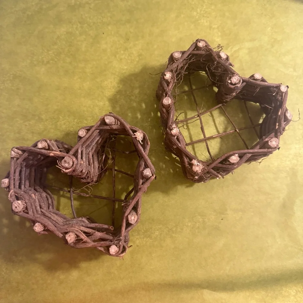 Heart-Shaped Twig Baskets